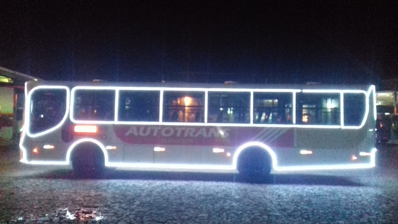 Ônibus decorado circulará nas linhas do transporte coletivo de Itaúna