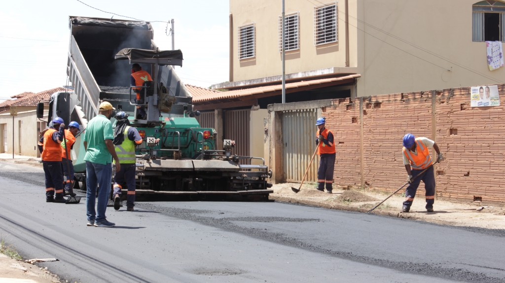 Vereadores aprovam crédito de mais R$ 3 milhões para obras de asfaltamento; é o terceiro empréstimo do tipo