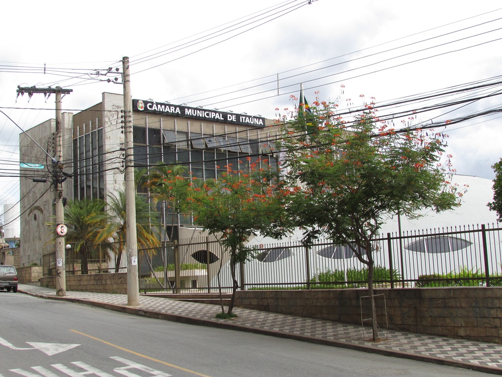 Coronavírus: Câmara de Itaúna restringe acesso ao público; atendimento será por telefone