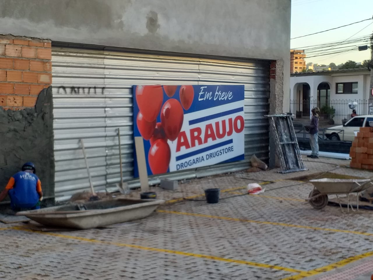 Loja da Drogaria Araujo em Itaúna ficará na Rua Getúlio Vargas, no Centro; saiba como cadastrar o seu currículo