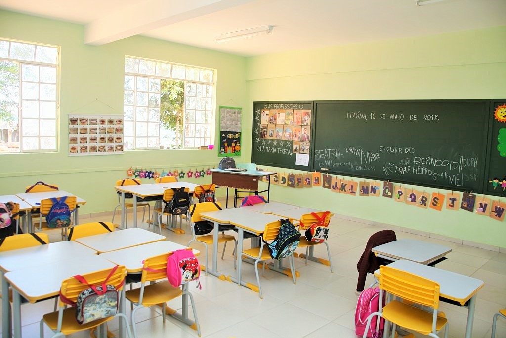 Movimento defende retomada das aulas presenciais em Itaúna; Prefeitura se reunirá com diretores de escolas