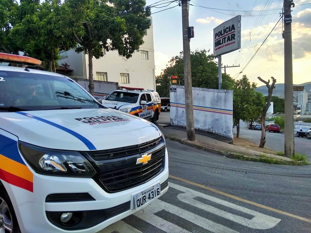 Preso no bairro das Graças homem acusado de roubar celular de adolescente em Santanense