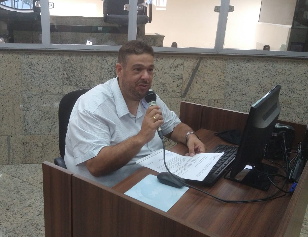 Câmara aprova projeto que garante primeiro emprego à jovens em Itaúna; aplicação depende do Executivo
