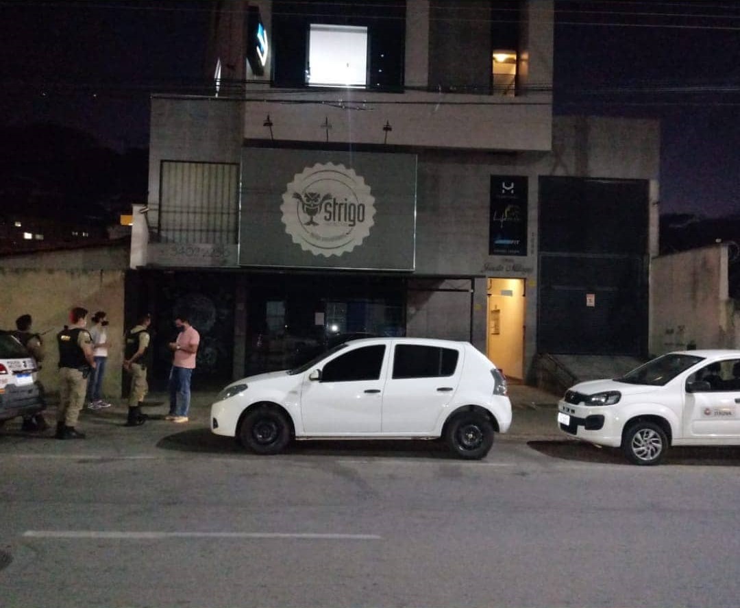 Fiscalização interdita mais um bar na Av. Jove Soares
