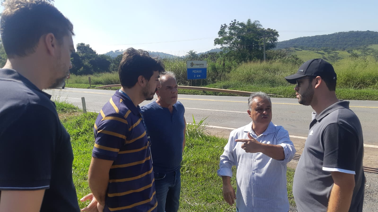 Superintendente da Seinfra vistoria MGs-050 e 431 em Itaúna: deputado e vereadores querem melhorias