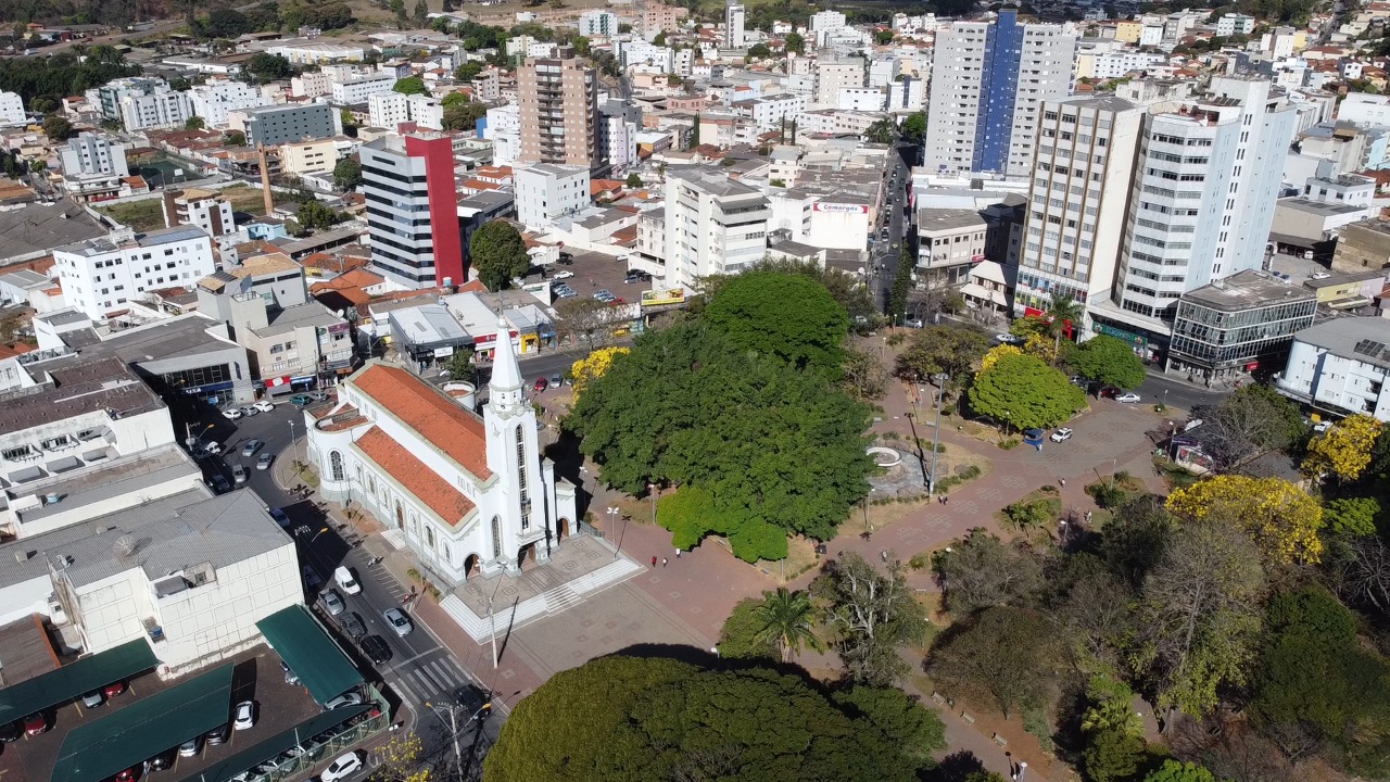 Eleger deputados é estratégico para Itaúna e pode representar até R$ 100 milhões para a cidade