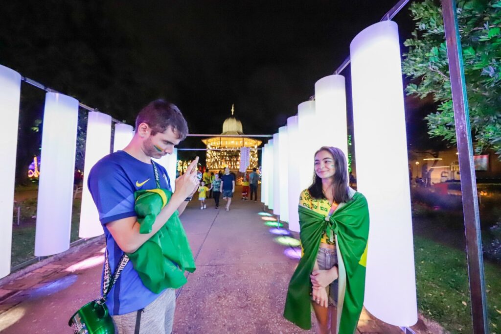 Com o tema “Natal da Mineiridade”, iluminação natalina de 2022 é inaugurada  na Praça da Liberdade, em BH – Viu Itaúna