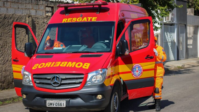 Bombeiros salvam criança afogada em hotel de Itaúna
