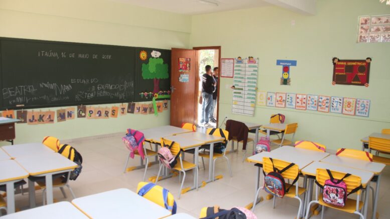 Matrículas da rede municipal de ensino começam nesta segunda-feira (12) em Itaúna; saiba mais!