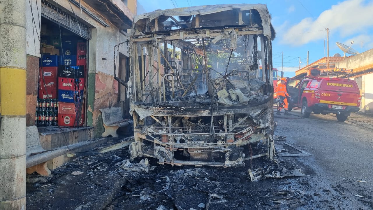 Facção do tráfico de drogas incendiou coletivo no Morada Nova II para afrontar rivais na região
