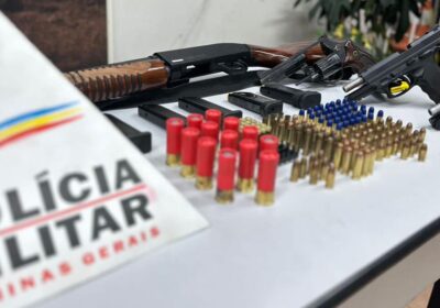 Denúncia leva à apreensão de armas de fogo e munições na zona rural de Itaúna