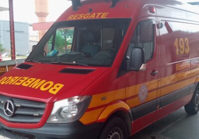 Bombeiros atenderam vítimas de atropelamento no Centro e colisão na Jove Soares, neste sábado (14)