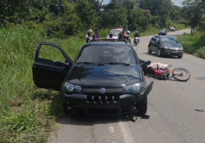 Homem morre após colisão entre motos e picape na MG-431