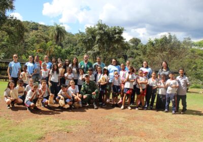 Estudantes de Itatiaiuçu participam de educação ambiental em Viveiro de Mudas