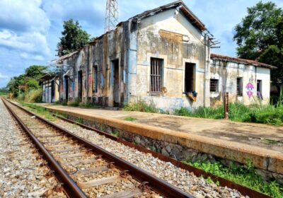 Homem tenta furtar cabos em ferrovia, é contido e preso em Santanense