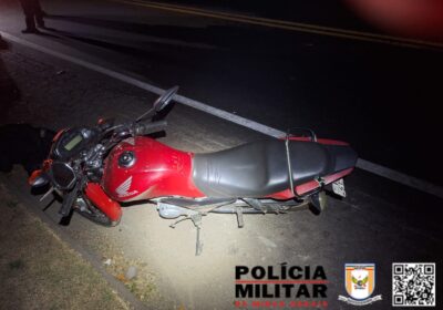 Pedestre e motociclista vão para o hospital após atropelamento na MG-431