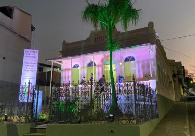 Biblioteca Pública Municipal, na Praça da Estação, é reaberta após reforma