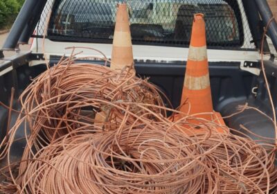 PM prende dois em flagrante por furto de cabos de cobre em Pinheiros