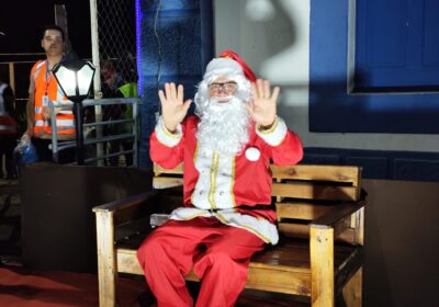 Chegada do Papai Noel é marcada por alegria e emoção na Praça da Estação