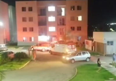 Homem cai em altura de cerca de 10 metros e outro passa mal devido à situação