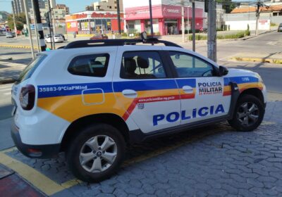 Homem é forçado a sacar dinheiro em banco e pagar compras em Itaúna