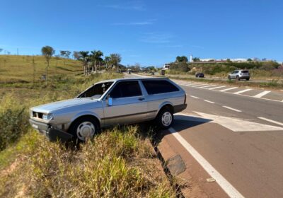 Colisão na MG-431 no trevo do Morro do Engenho ocorreu após frenagem