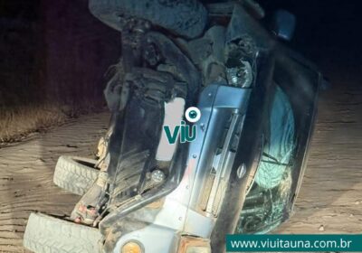 Homem é socorrido pelo SAMU em acidente na estrada do Sumidouro