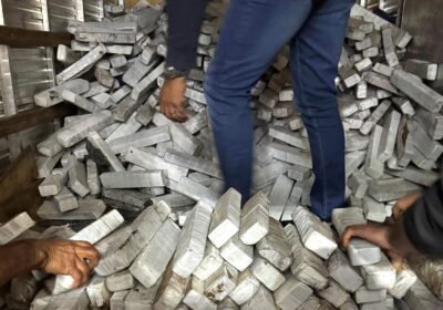 Dupla é presa com mais de 1 tonelada de maconha em Itaúna