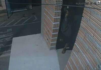 Obra no Centro de Itaúna é invadida pela quarta vez