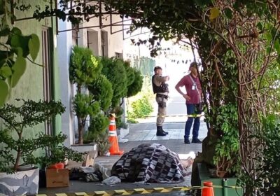 Homem em situação de rua morre ao infartar na Av. Jove Soares