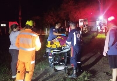 Mulher é resgatada ao cair na Cachoeira Sete Quedas, em Itatiaiuçu