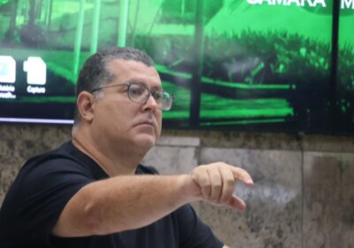 Vereadores reagem a liminar que suspende processo de cassação do vice