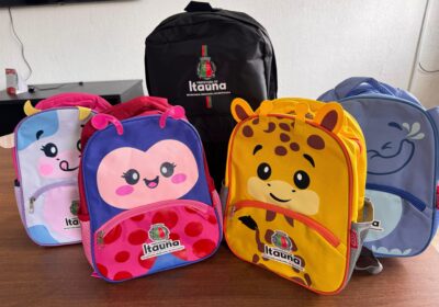 Mochilas e garrafinhas de água: novidades na volta às aulas na Rede Municipal em 2026