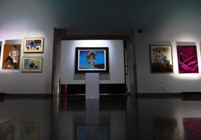 Galeria Ahmés de Paula Machado é reaberta com exposição coletiva