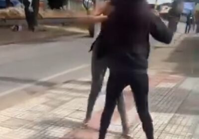 Adolescente é atingida por faca em briga em frente a escola em Itaúna