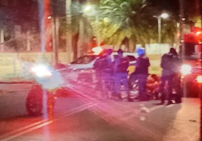 Direção perigosa: inabilitado tenta fugir e bate em viatura no bairro de Lourdes