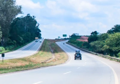 Seguradora e guincho devem indenizar viúva por acidente na BR-262