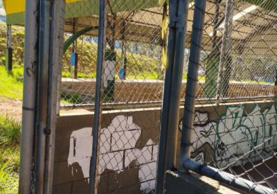 Quadra da escola Gilka Drumond segue interditada e aguarda reforma