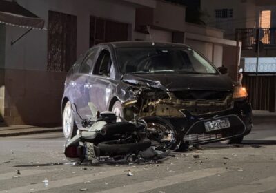 Motociclista fica desacordado após colisão no Piedade