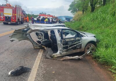 Tragédia na MG-050: mãe e filho perdem a vida após veículo rodar na pista